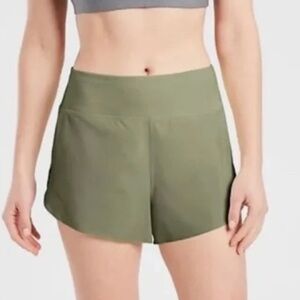 Athleta Run With It 3.5" inch inseam Reflective Running Shorts Zipper Pocket